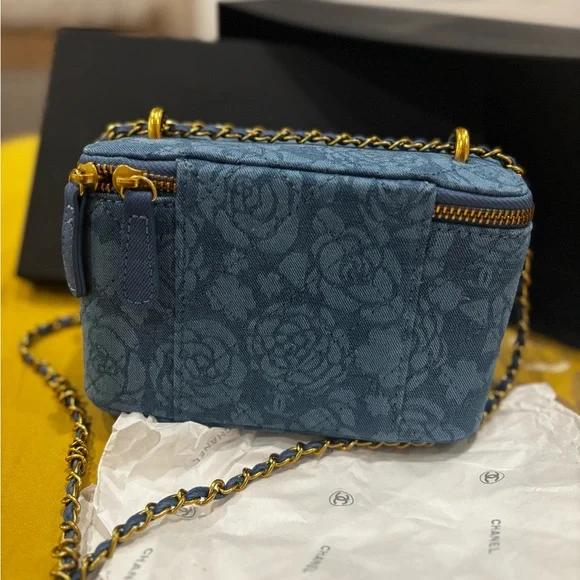 Chanel Makeup line Blue Floral Denim Shoulder Bag with Gold Accents - Picture 12 of 16